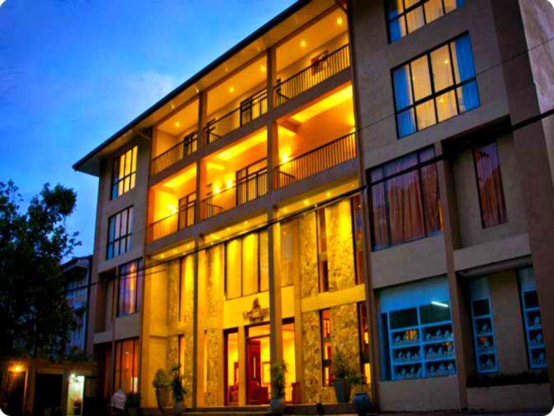 Hotel Oak Ray Regency Kandy Exterior foto