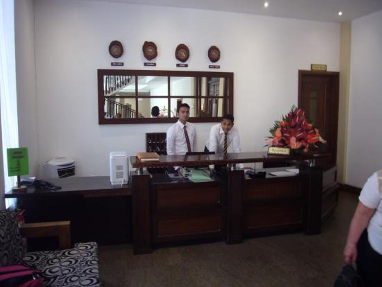 Hotel Oak Ray Regency Kandy Exterior foto